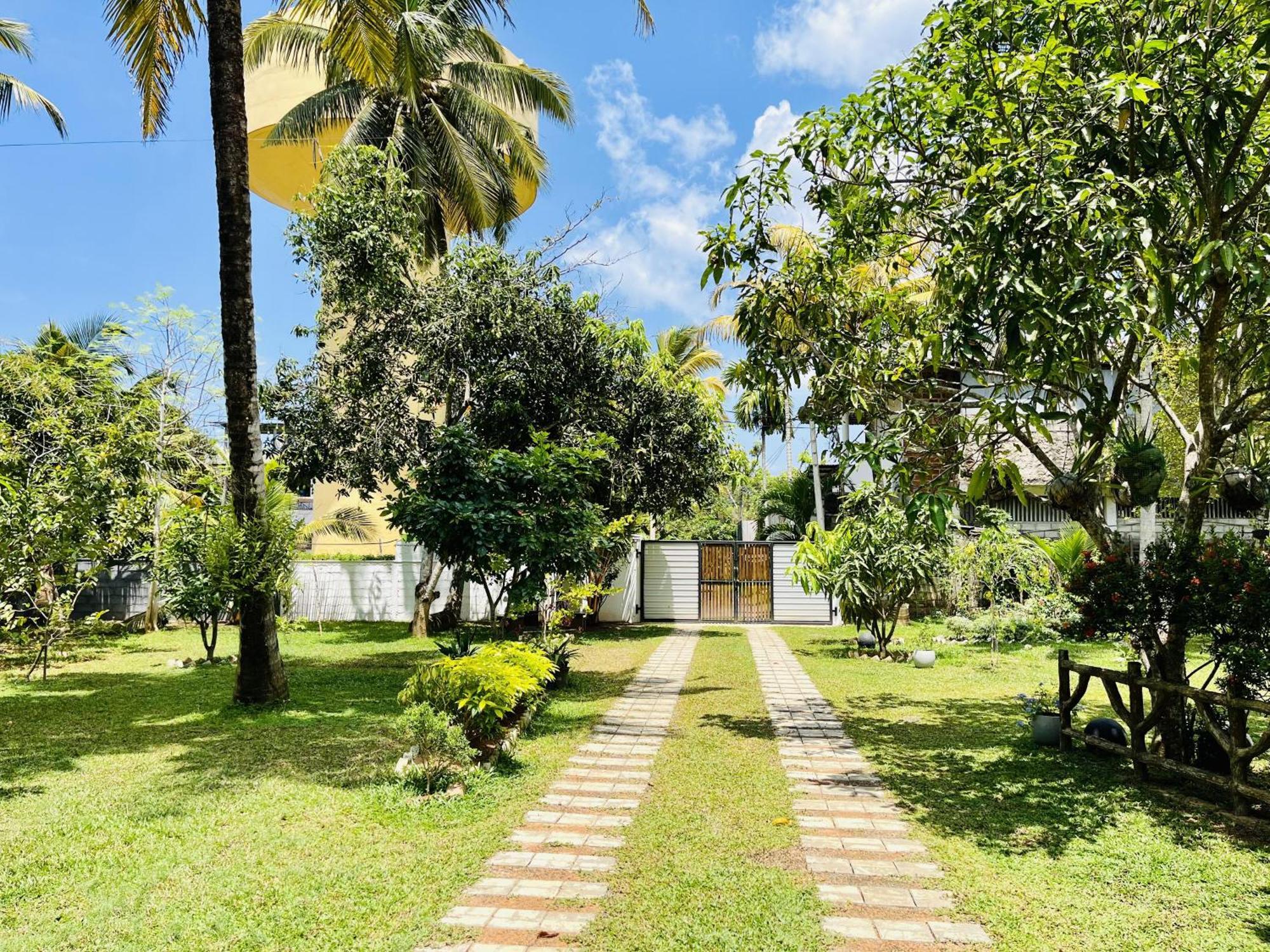 Villa Green Space Матара Екстериор снимка